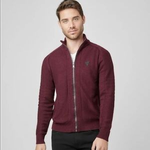 It’s brand new with the tag. Selling because its past the return deadline.